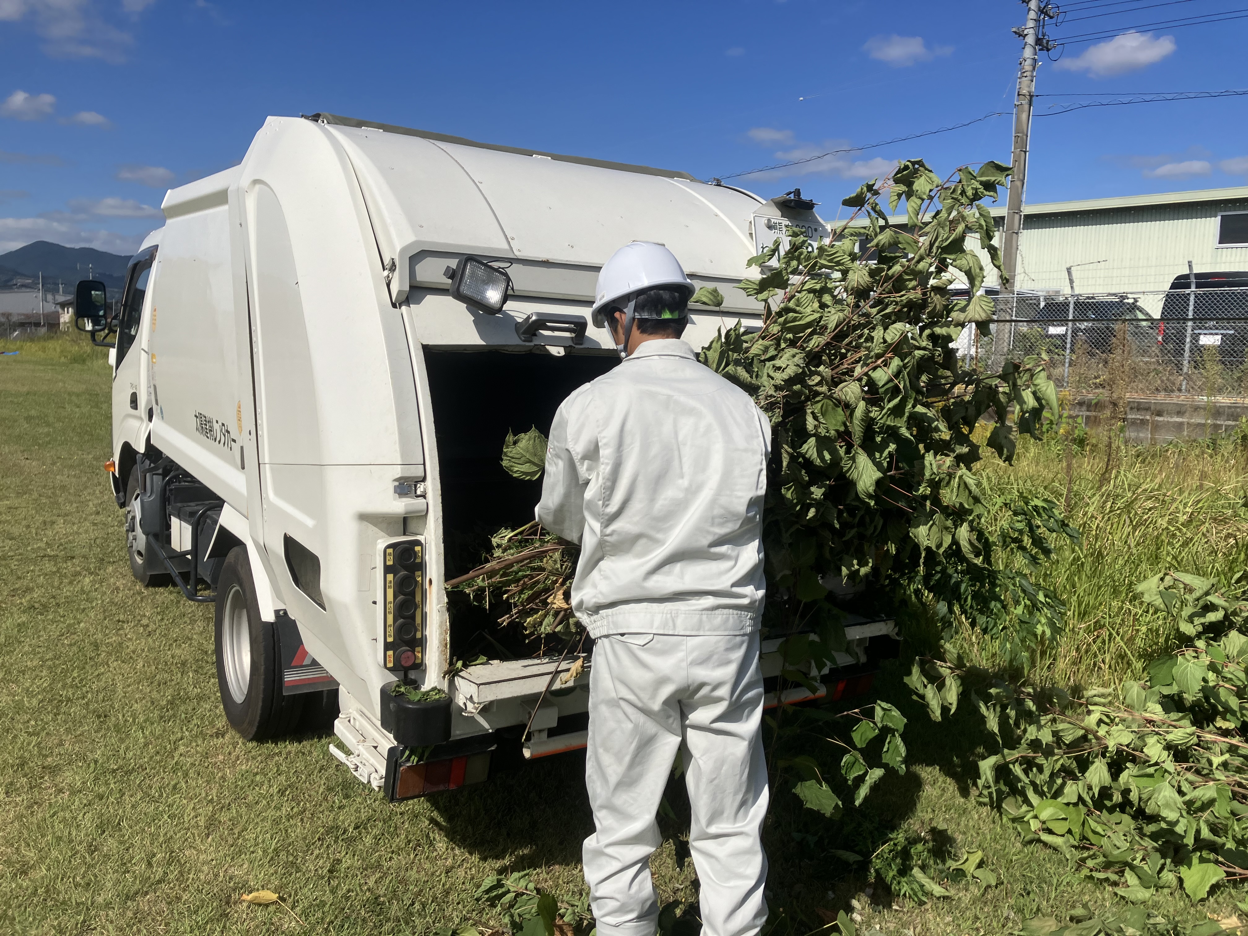 インターン生が来ました。